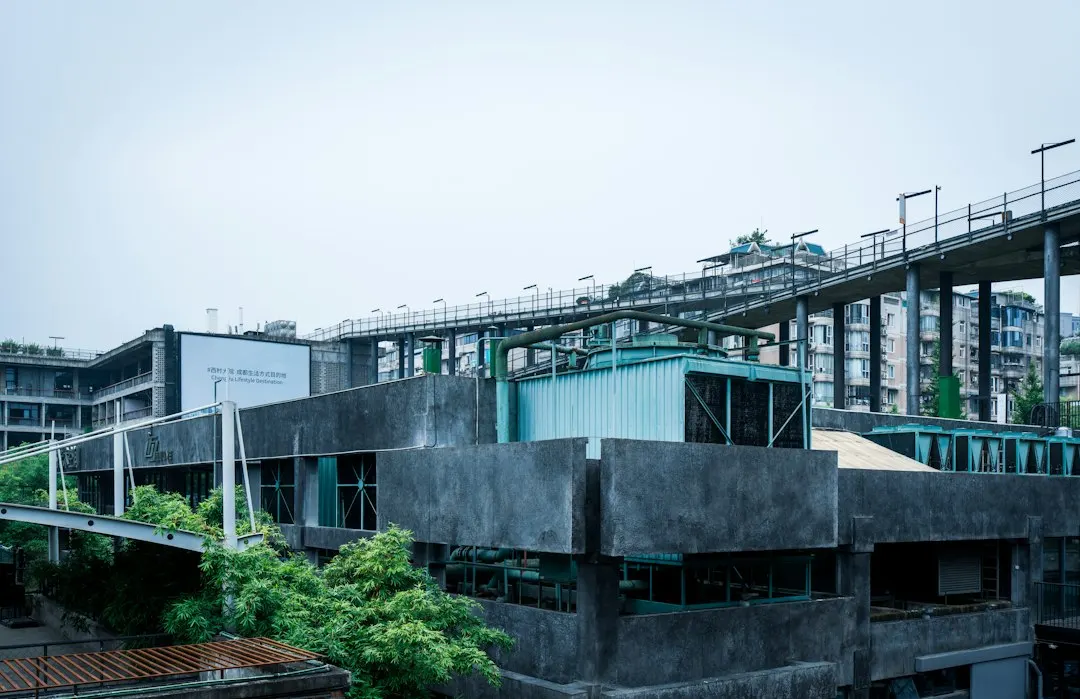 工商业屋顶光伏项目如何选型逆变器?关键参数与匹配建议正文配图 1